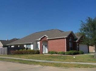 2907 Windy Crossing Ln, Dickinson, TX 77539