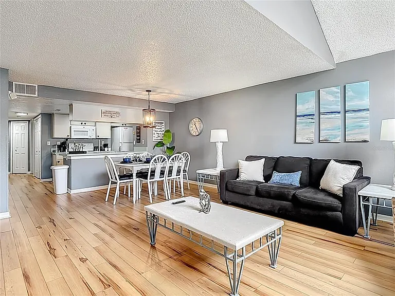 2753 N Poinciana Blvd #37 — Photo 8