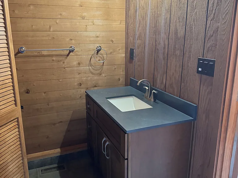 200 Buchanan Dr #1 — Photo 16