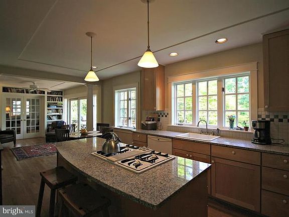 4th image of 6224 Nelway Dr