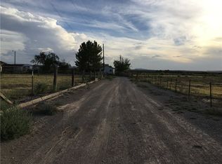 15640 Island Rd, Fabens, TX 79838