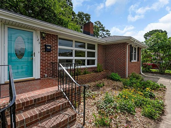 2nd image of 123 Lynn Dr