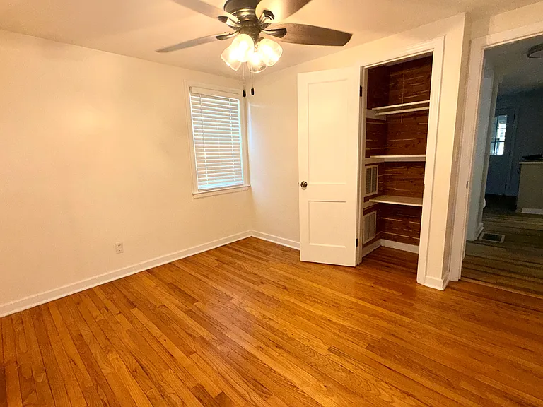 123 Lyon Pl — Photo 16