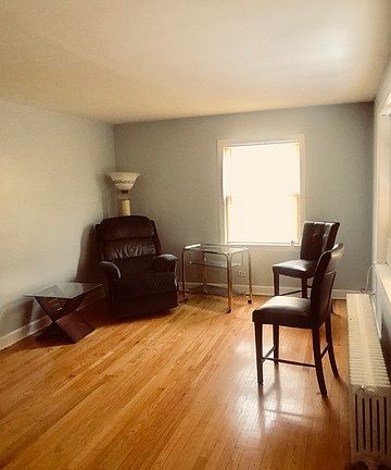4th image of 802 Bellwood Ave #2N