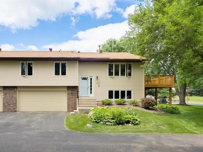 14305 Chestnut Dr, Eden Prairie, MN, 55347