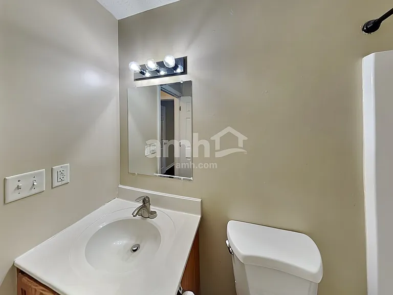 275 Monarch Dr — Photo 17