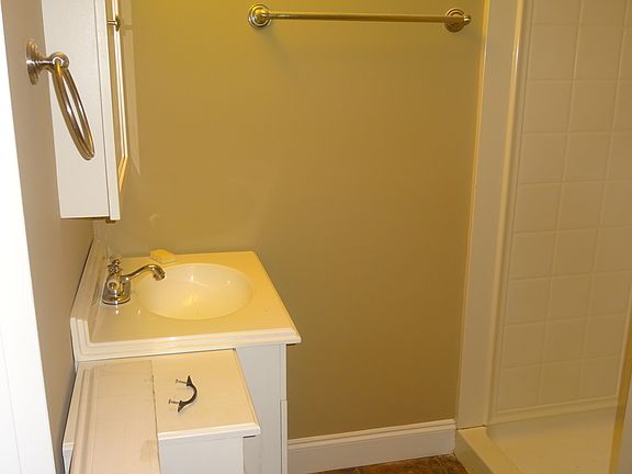 2nd image of 15 Buena Vista Ave