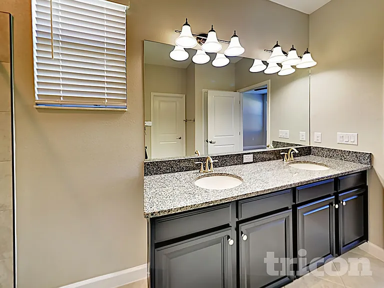 9735 Ivory Dr — Photo 21