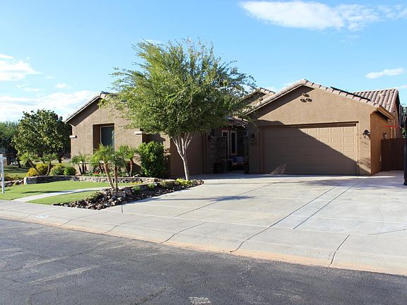2nd image of 2772 E Lantana Dr