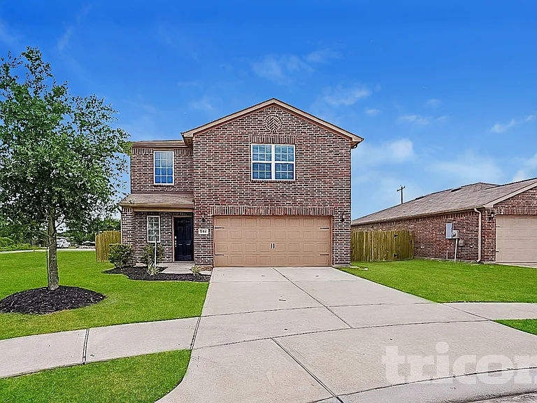 944 American Monarch Dr — Photo 1