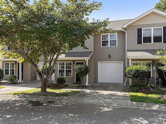 2nd image of 75 Lanceford Cir