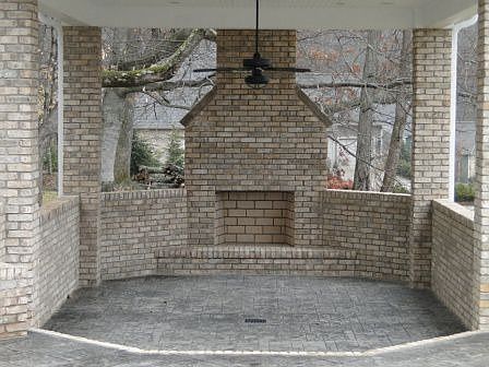 1st image of 2612 Grand Oaks Dr
