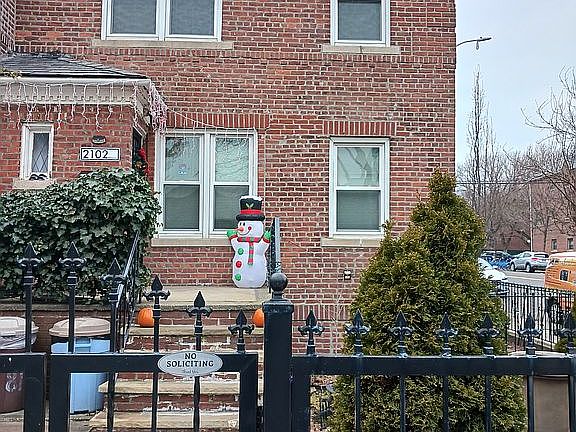 5th image of 21-02 81st St