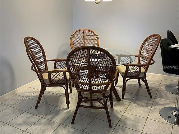 5th image of 744 White Pine Tree Rd APT 207
