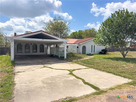 3rd image of 27 Schaefer Rd