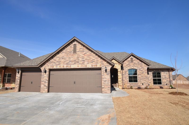 1st image of 4805 SW 128th St
