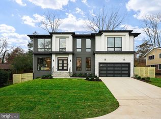 1604 Wrightson Dr, Mc Lean, VA