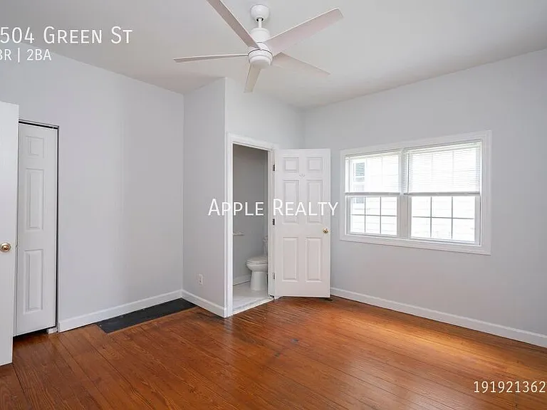 2504 Green St — Photo 9