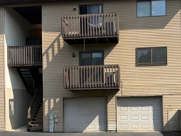 391 S Collins St APT G, South Elgin, IL 60177