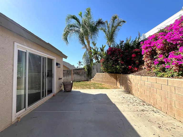 2757 Aries Ln — Photo 31