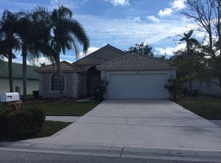 1643 Oak Berry Cir, Wellington, FL 33414