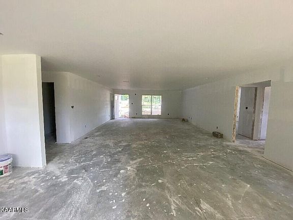 4th image of 1110 Ova Glen Way