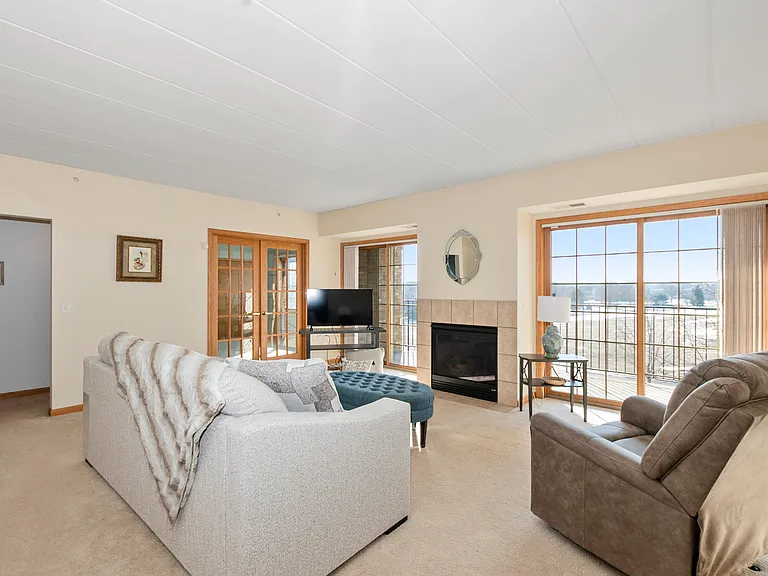14130 Sheffield Dr #202 — Photo 4