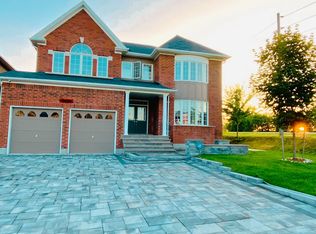 2040 Magee Ct, Oshawa, ON L1K 0W7