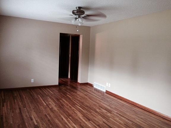 Living room_09052014