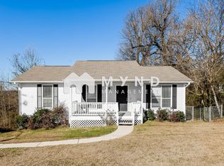 1017 N Mountain Dr, Fultondale, AL 35068