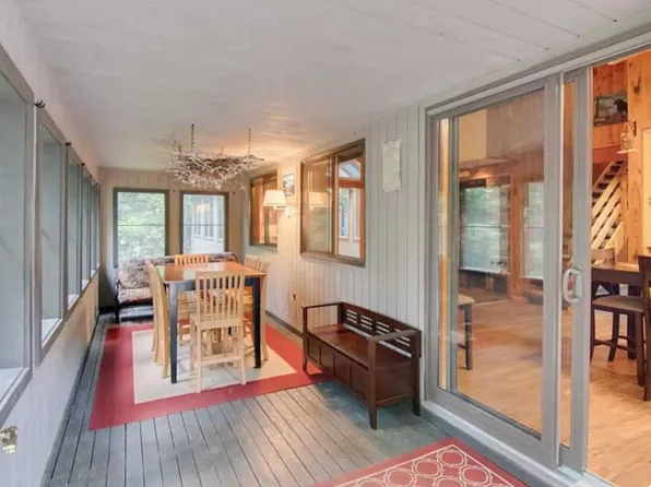 211 Snowood Dr, Thornton, NH 03285