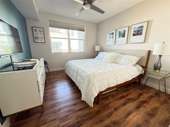 17145 N Bay Rd APT 4613, Sunny Isles Beach, FL 33160