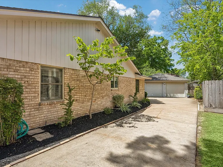 11418 Ash Creek Dr — Photo 31