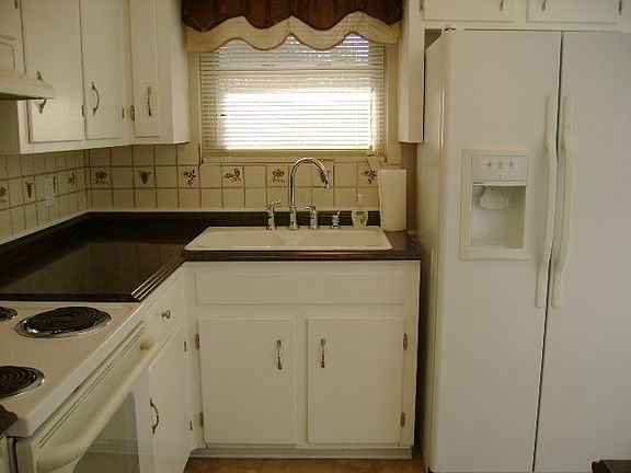 like new appliances refrigerator conveys