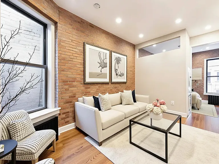 119 Christopher St #3 — Photo 2