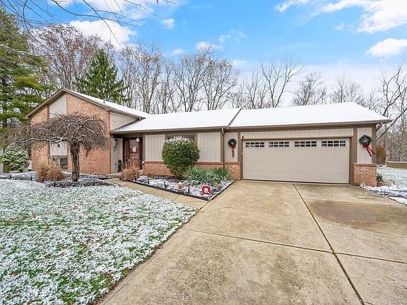 3rd image of 11470 Windridge Dr