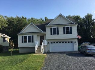 1860 Harbor Dr, Chester, MD