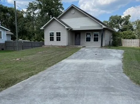 900 Invader St, Sulphur, LA 70663