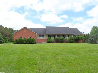 17300 Armada Center Rd, Armada, MI 48005