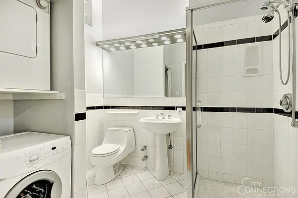 Rented by City Connections Realty | media 7