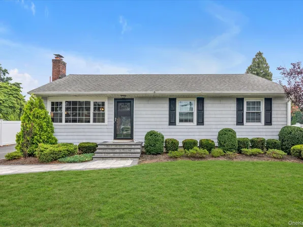 16 Verleye Avenue, East Northport, NY 11731