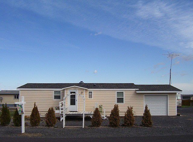 Remodeled home in great recreational area