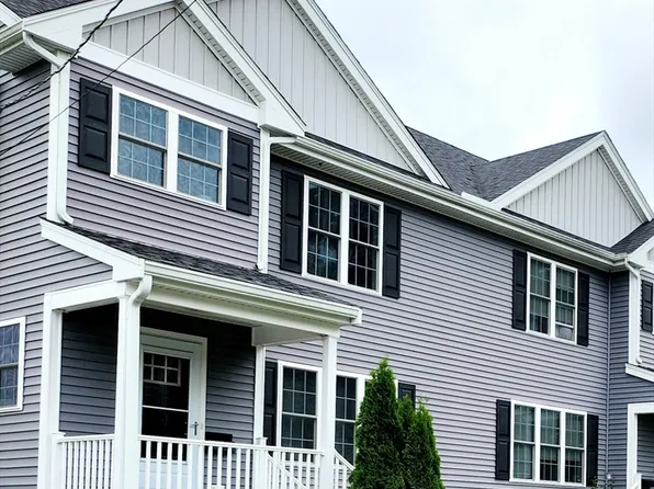 22 Vernon St #A, Taunton, MA 02780