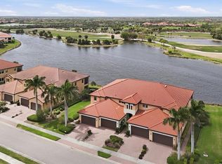 23455 Awabuki Dr #16-201, Venice, FL 34293