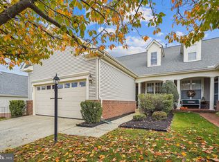 6953 Walnut Hill Dr, Gainesville, VA 20155