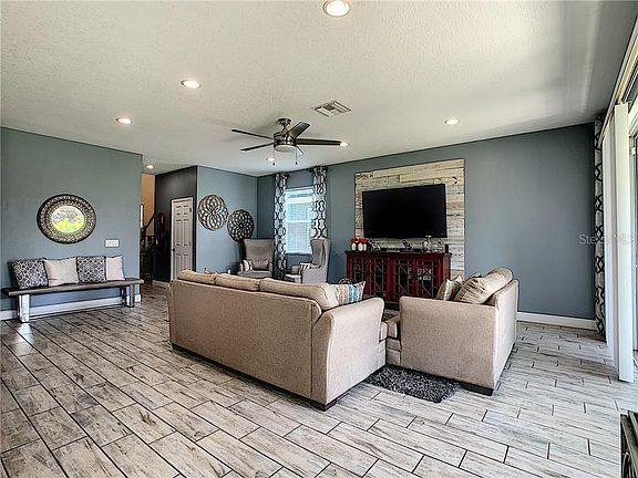 5th image of 7505 Sea Mark Ct