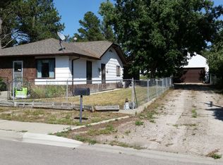 1232 Montana Ave, Upton, WY 82730
