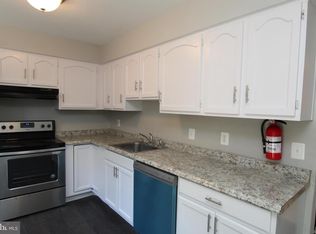 25 Chiswick Dr, Lindenwold, NJ 08021