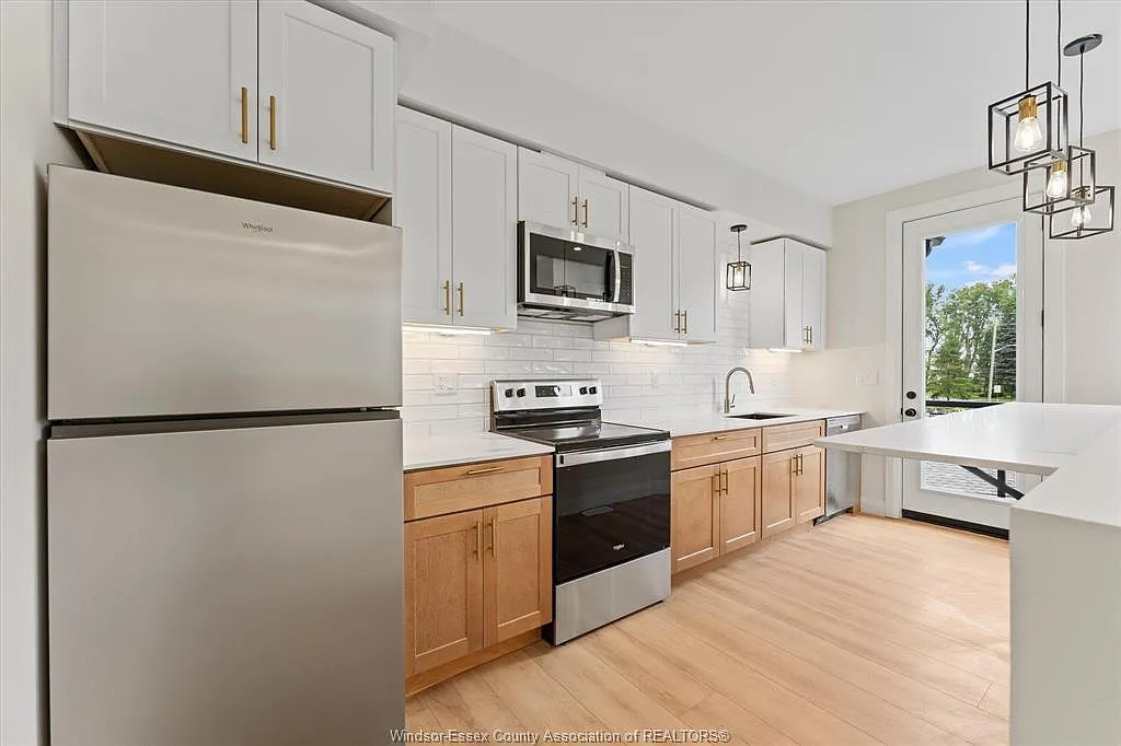 1 bed, 687 sqft, $1,850 — Photo 3