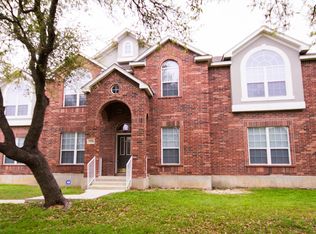 13726 Box T Dr, San Antonio, TX 78253